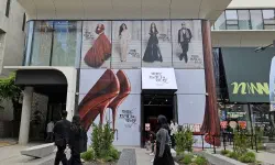 Featured image of post K-Life Hack独占: 聖水洞『プラダを着た悪魔2』ポップアップで感じるハイエンドなソウル体験