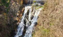 Featured image of post 癒やしと歴史が交差する、忠清北道・堤川「義林池」の極上トラベルガイド
