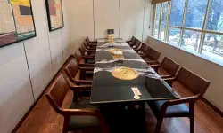 Featured image of post K-Life Hack: 優水屋 亭子本店、格式と伝統の極上韓国料理体験