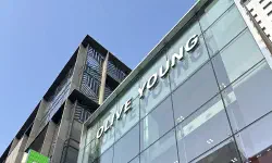 Featured image of post 2026年プレビュー：明洞の心臓部、オリーブヤング明洞タウン店で最旬Kコスメを先取り！